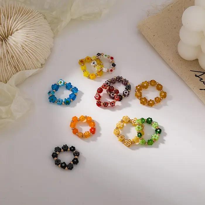 Nouvelles bagues coréennes en perles colorées à fleurs de marguerite