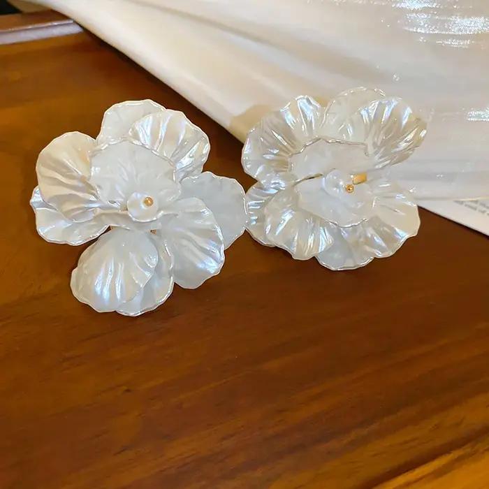 Boucles d'oreilles en résine fleur