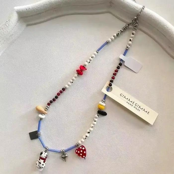 Collier de chiot dalmatien en perles noires et blanches, ras du cou fait à la main, pendentif de chi