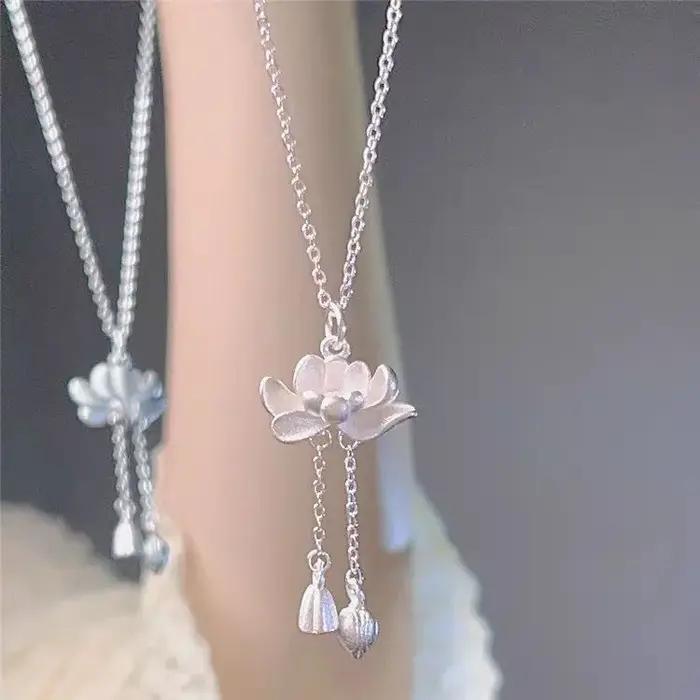 Collier et bracelet en forme de fleur de lotus pour femmes