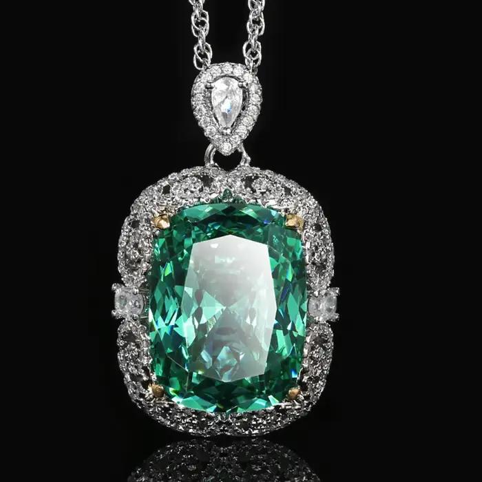Ensemble de collier et pendentif en Tourmaline verte de luxe pour femmes