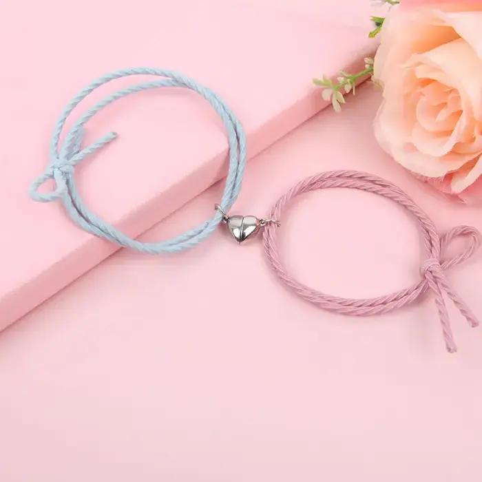 Bracelets magnétiques de couple d'attraction de coeur pour des amoureux