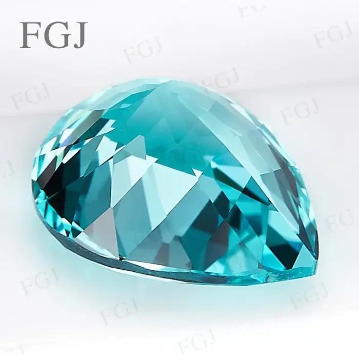 Pierres précieuses Paraiba cultivées en laboratoire en forme de poire