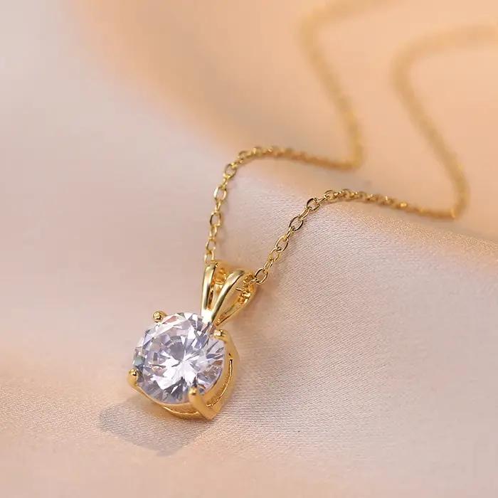 Collier avec pendentif en diamant Carat pour femmes
