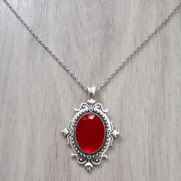 Collier ovale en opale verte avec motif Victoria néo-gothique pour femmes et hommes bijoux gothiques rétro occasions spéciales