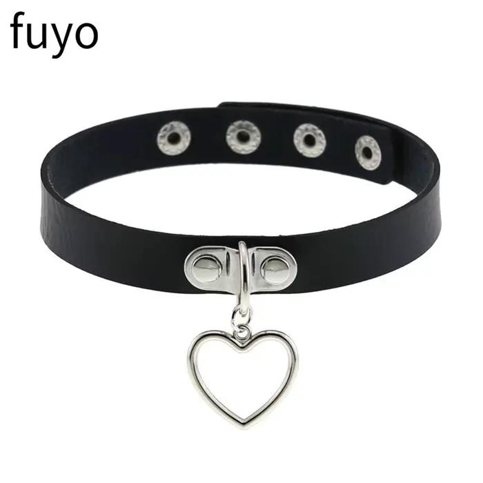 Collier gothique en cuir pu pour femmes punk rock avec motifs plantes et croix pour anniversaires et soirées