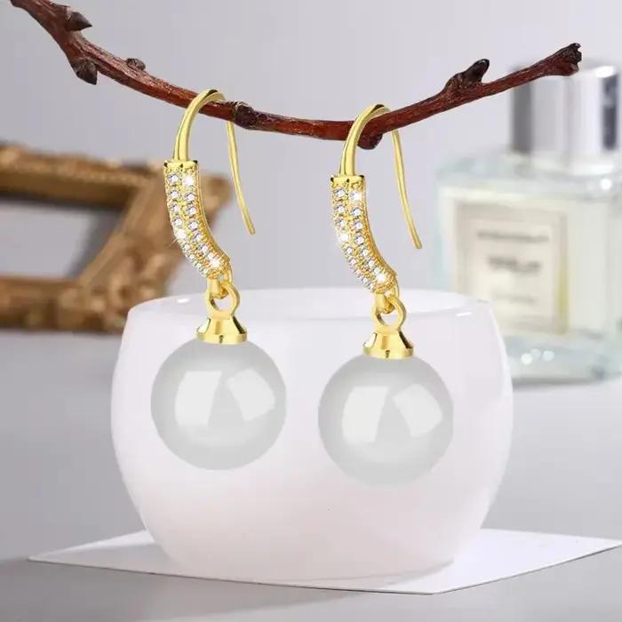 Boucles d'Oreilles Vintage en Jade Vert Palais et Perle Blanche pour Femmes Occasions Spéciales Cadeau Elegant