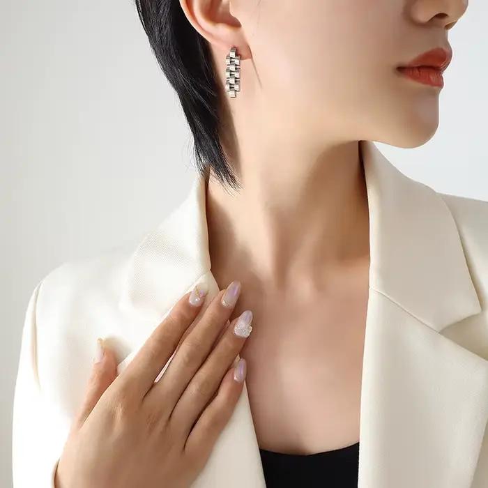 D'oreilles en acier inoxydable pour dames