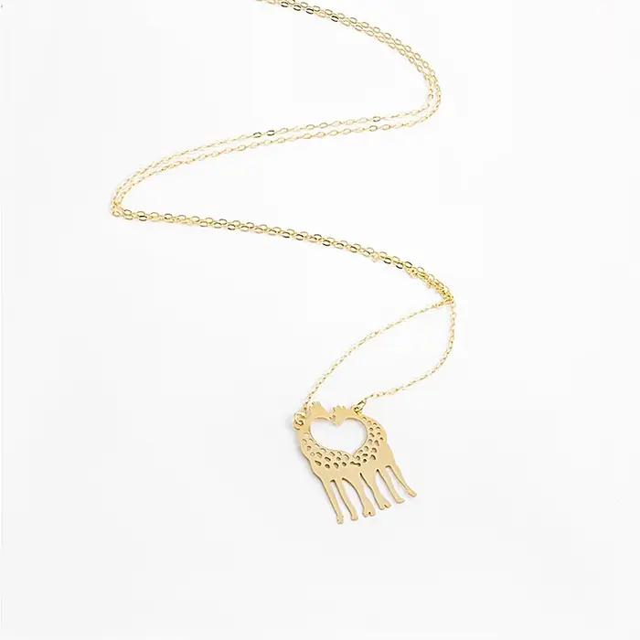 Collier en acier inoxydable avec pendentif animal de compagnie girafe et cœur pour femmes occasions spéciales