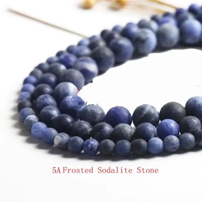 Collier et bracelet en pierre de sodalite ronde de couleur naturelle