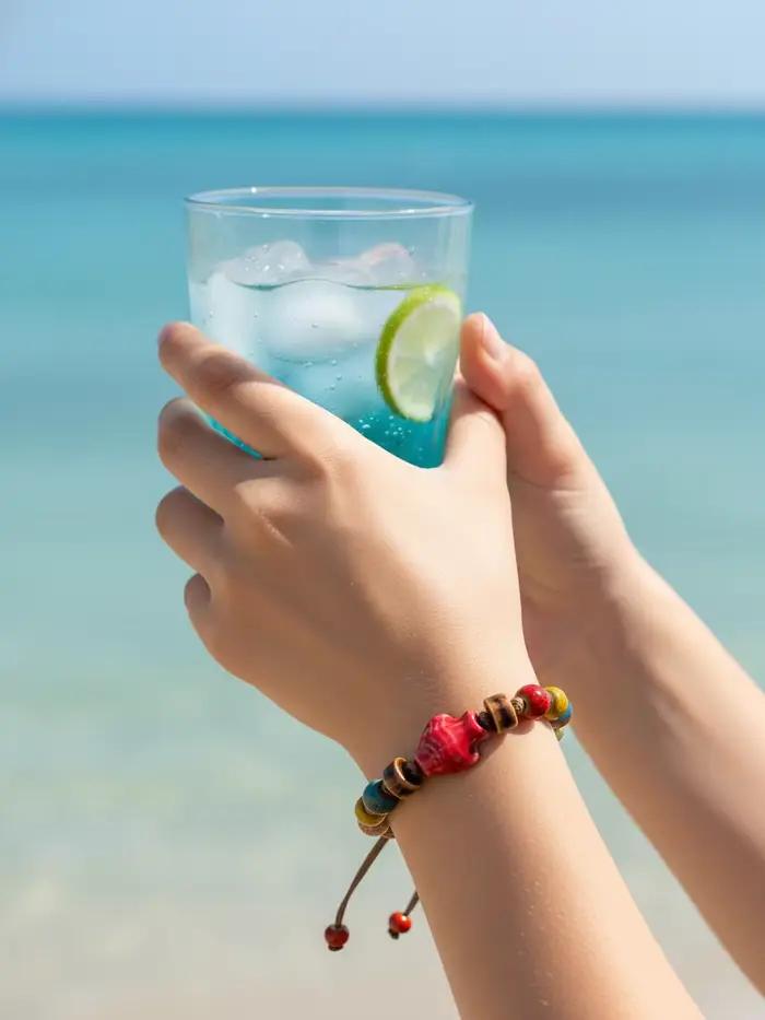 Bracelet à breloques en forme de poisson rouge en céramique fait à la main