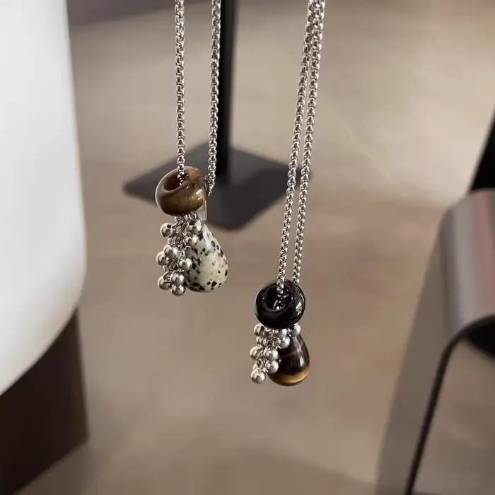 Collier avec pendentif en pierre d'oeil de tigre pour femmes style bohème romantique occasions spéciales cadeau pour anniversaire mariage noël