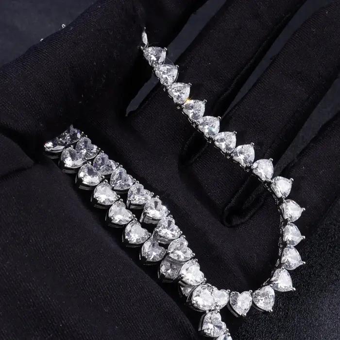 Collier en forme de cœur glacé avec breloque, cadeau pour fiançailles et mariage, bracelet pour femmes, bijoux hip hop avec différents coloris et tailles