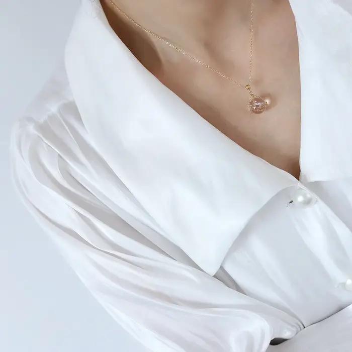 Boucle de cristal plaquée or 18 carats collier avec pendentif acier inoxydable pour femmes occasions spéciales mariage demoiselle d'honneur