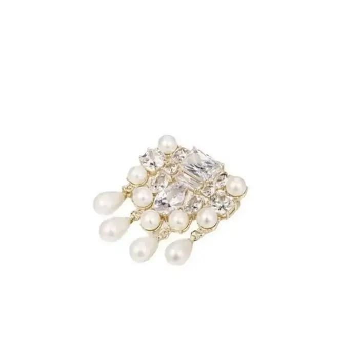 Broche incrustée de perles de strass scintillants de luxe à la mode