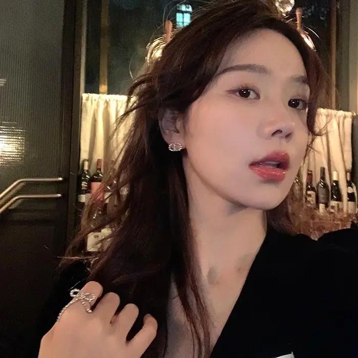 Boucles d'oreilles tendance en diamant intégré, offre spéciale de la saison, nouveau Design Sensatio
