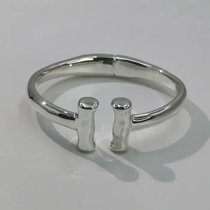 Bracelet à ouverture géométrique en argent polyvalent au quotidien européen et américain pour access