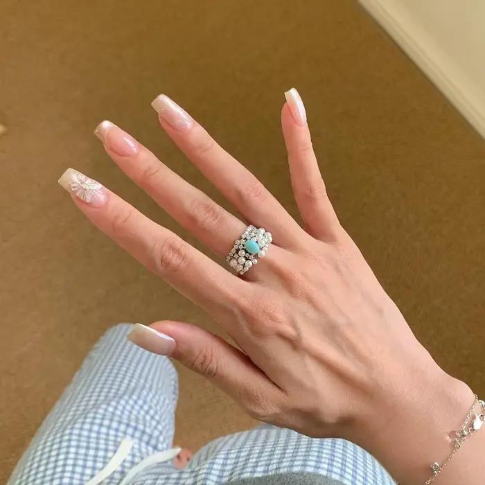Bague vintage en argent 925 avec diamant incrusté de perles turquoise