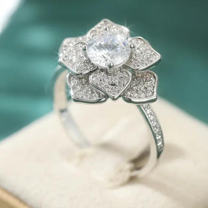 Bague de promesse en zircone synthétique plaquée argent motif camélia élégante romantique pour mariage et anniversaire femme ajustable ajustement confortable style moderne occassions spéciales
