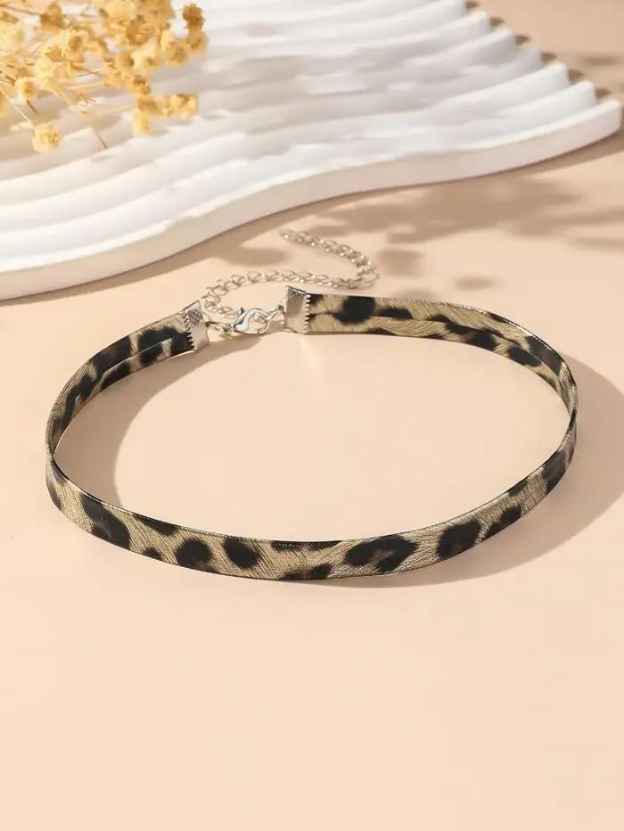 Collier ras du cou léopard en cuir PU