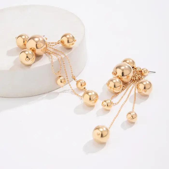 Boucles d'Oreilles Gothiques sulfà Pompons pour Femme
