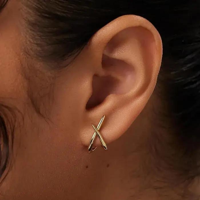 Boucles d'oreilles en or pour femmes à la mode