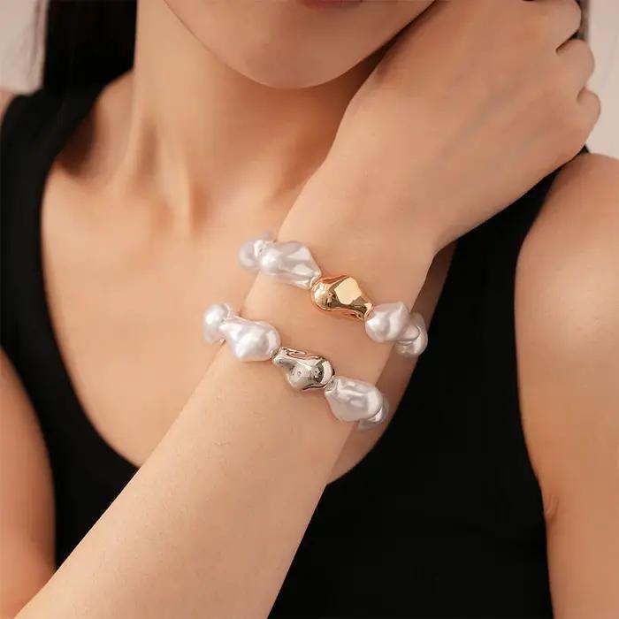 Bracelet géométrique irrégulier de perles d'imitation baroque rétro