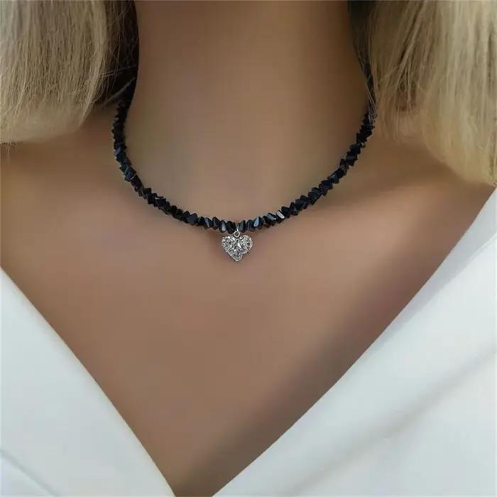 Collier avec pendentif en forme de cœur en Zircon pour femmes
