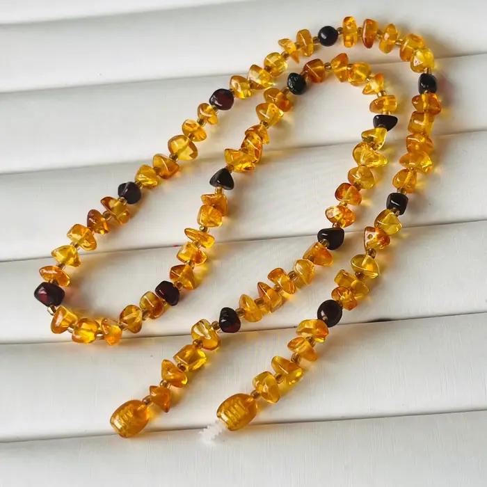 Collier en ambre naturel pour femmes
