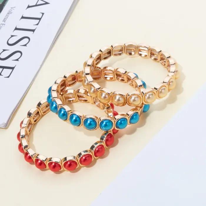 Bracelet de document en or pour femme perles colorées incrustées bracelets élastiques perlés accessoire à main nouveau 2024 occasions spéciales mode unique