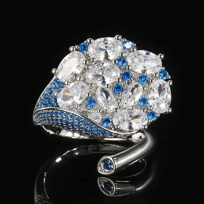 Bague ajustable en forme de feuille pour femme, ornée de cristaux CZ roses et bleus étincelants, bij