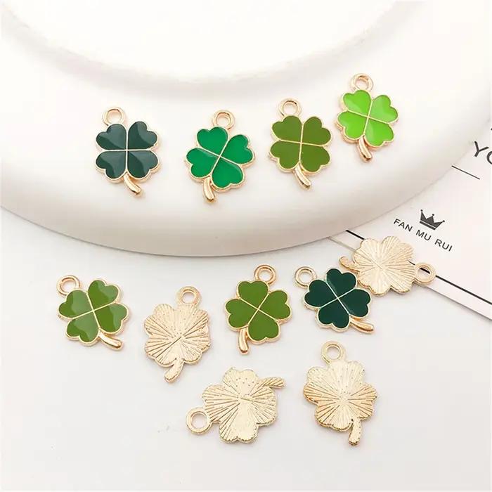 20 pièces de breloques pour la fabrication de bijoux à quatre feuilles