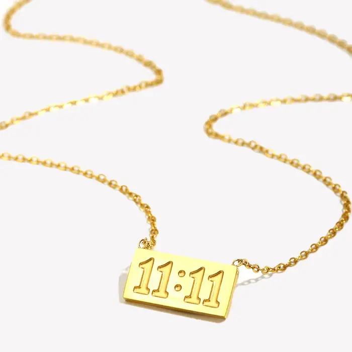 Collier pendentif carré numéro 11:11 tendance 2026 pour femme, en acier inoxydable couleur or et argent, collier Tarot