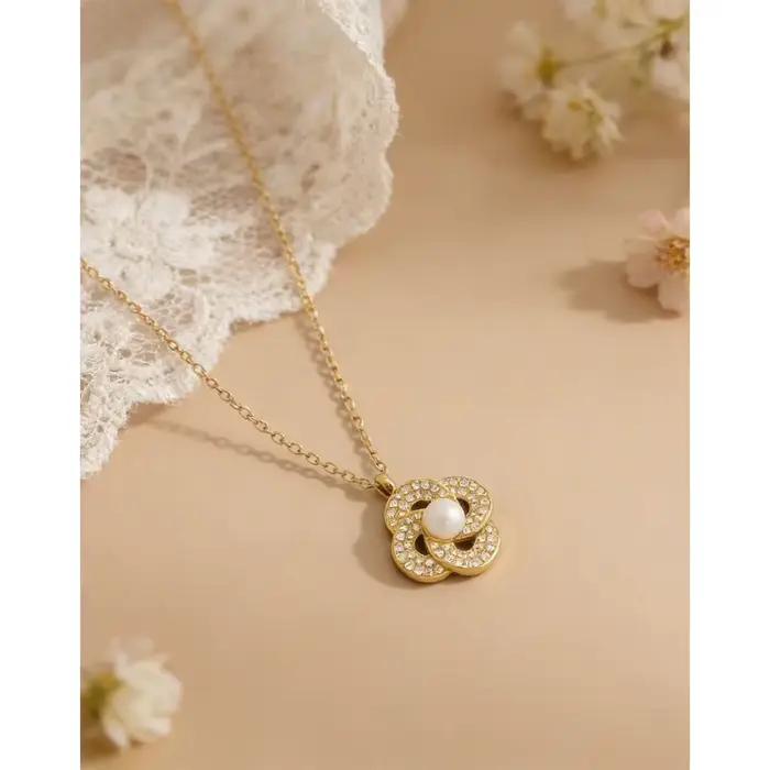 YACHAN Collier pendentif en cristal de luxe pour femmes Chic Vintage Plaqué or 18K en acier inoxydable Bijoux tendance