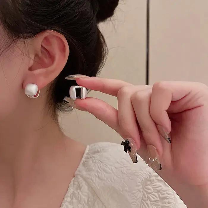 Boucles d'Oreilles Géométriques Bergame ChimBrushed pour Femmes