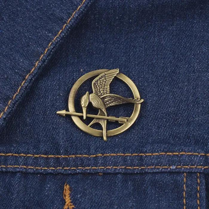 Broche d'oiseau à la mode punk vintage en alliage de zinc pour homme et femme polyvalente pour toutes les occasions