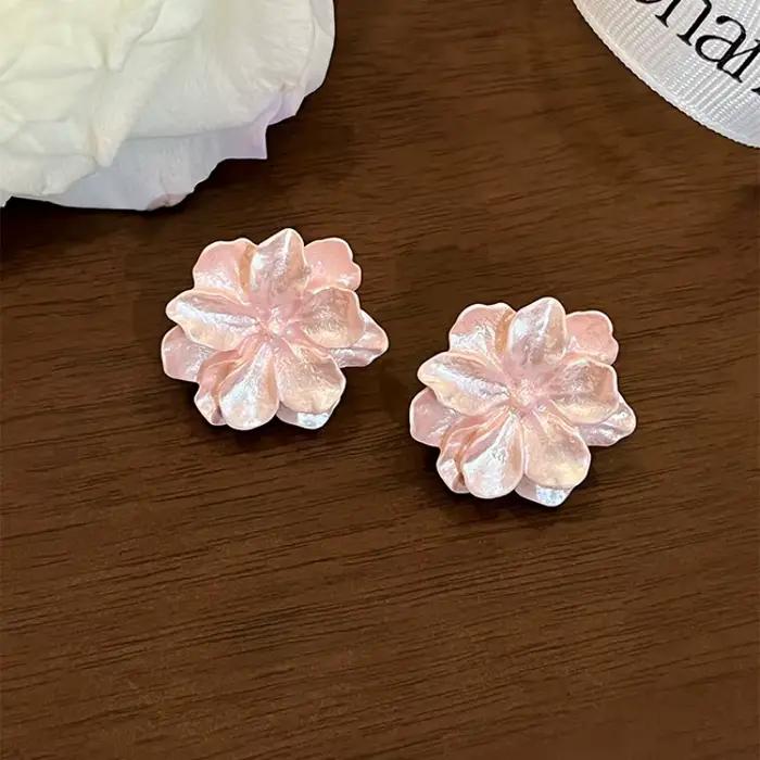 Boucles d'oreilles à tige fleur rose en résine pour femmes, mode coréenne moderne, camélia acrylique mignon, accessoires de bijoux de fête pour filles, nouveau