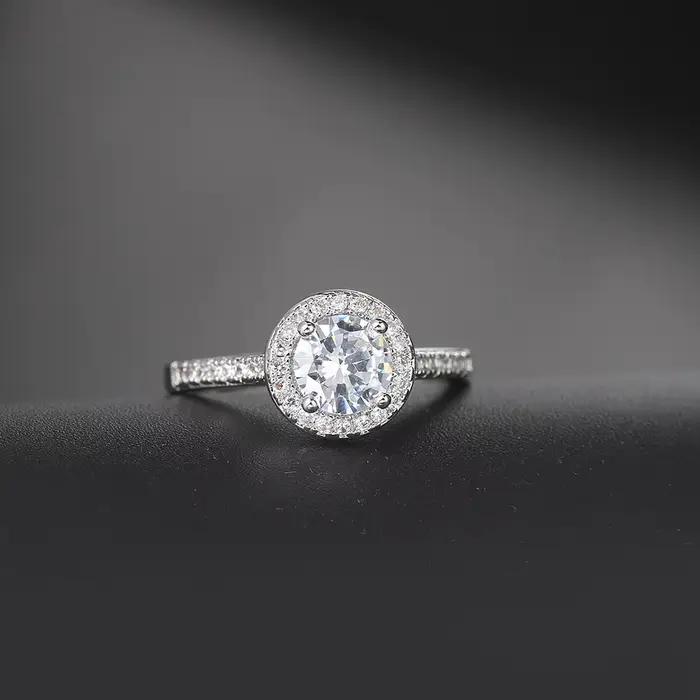 Bague de demande en mariage pour femme
