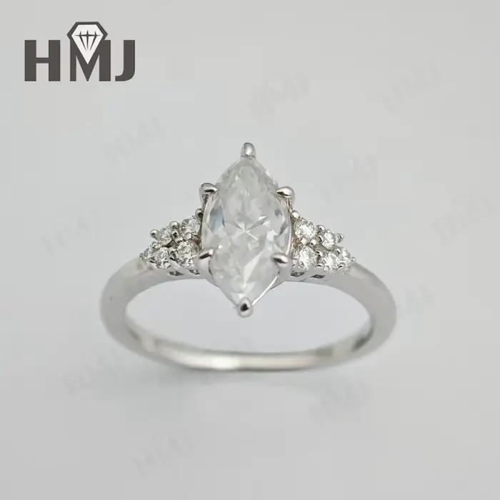Bague Marquise 1, 5 carat en Moissanite