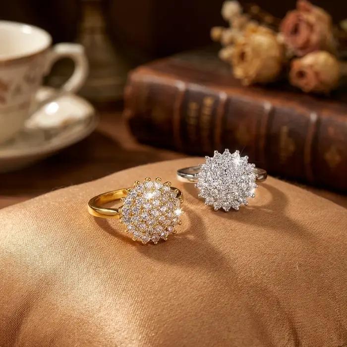 Bague Ronde Éclatante Fleurie pour Femme en Laiton et Zircon