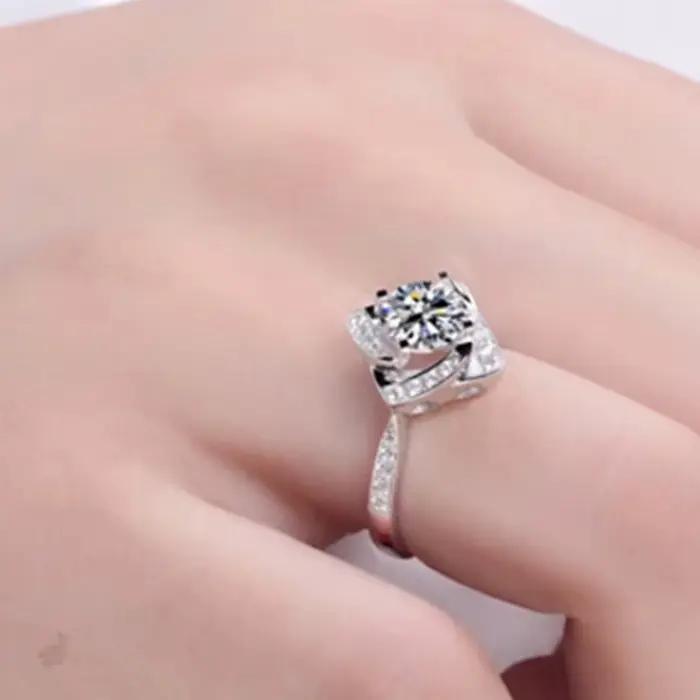 Bagues de fiançailles romantiques pour femmes