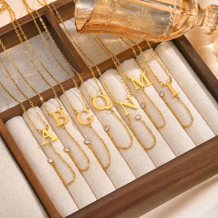 Colliers de la présidence initiale Lariat pour femmes
