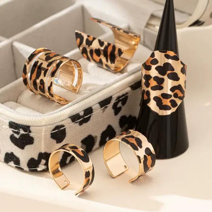Lot de 5 bagues tendance et simples pour femme, motif léopard imprimé, collection 2026, style audacieux et cool