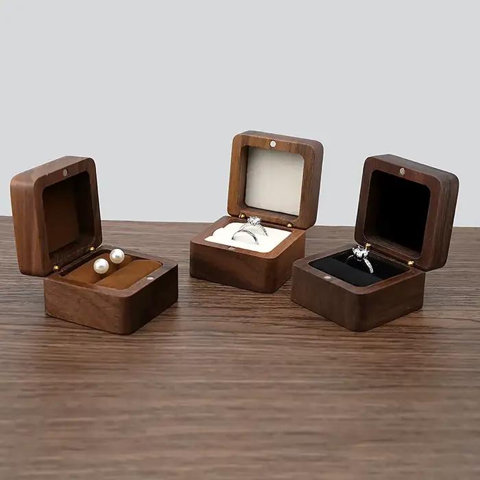 Boîte à matiques en bois pour amoureux, présentoir à bijoux, porte-bague pour proposition, fiançailles, mariage, cadeau d'amour des travailleurs du mariage doré