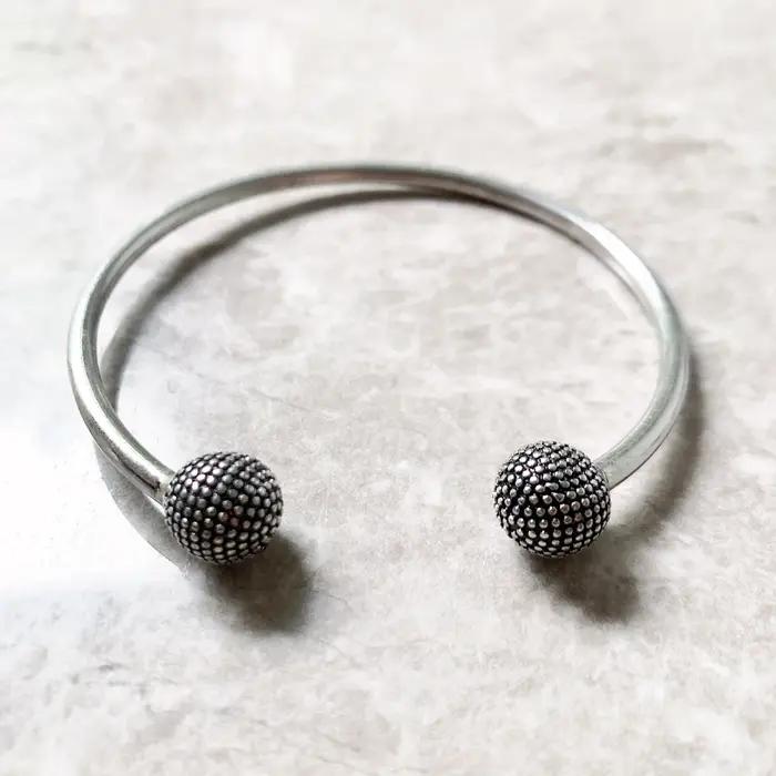 Bracelet Bracelet Kathmandu Style européen mode Karma Glam cadeau pour les femmes tout nouveau bijoux en argent Sterling 925