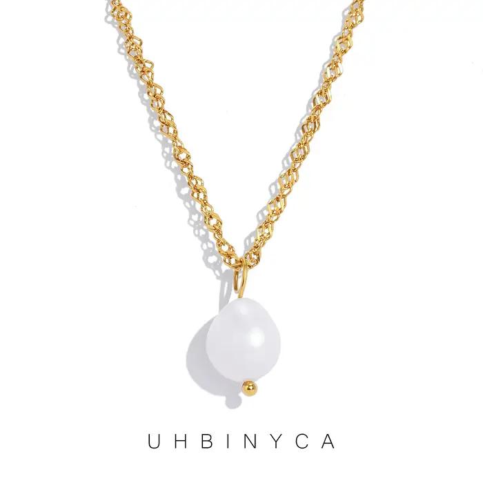 Collier pendentif en perles naturelles