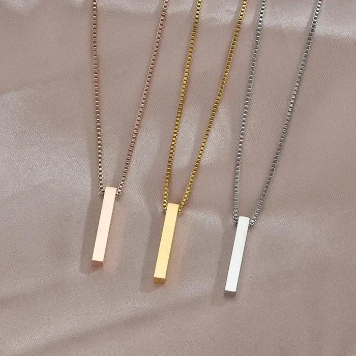 Collier personnalisé en acier inoxydable avec nom et Date