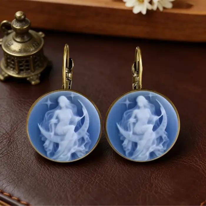 Boucles d'oreilles vintage en verre cabochon avec portrait camée