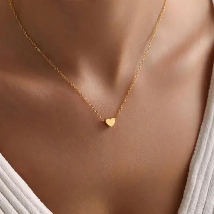 Collier coeur plaqué or acier inoxydable pour femme occasion speciale elegant cadeau amie mère sœur épouse