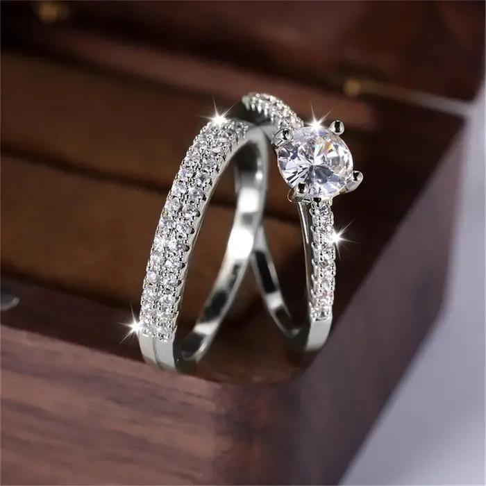 Ensemble de bagues de luxe en pierre de Zircon blanc pour femmes, 2 pièces, petit rond, couleur or,